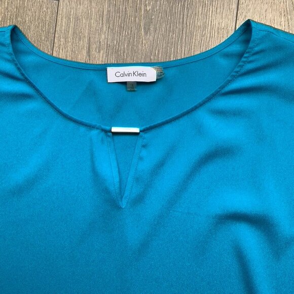 Calvin Klein Women's Draped Blouse Top Short Sleeve Blue Plus Size 1X - Picture 11 of 15
